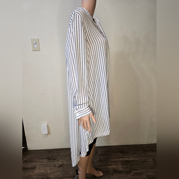 Sj Style Usa striped blouse long sleeve buttons on the front size medium - Picture 3 of 9